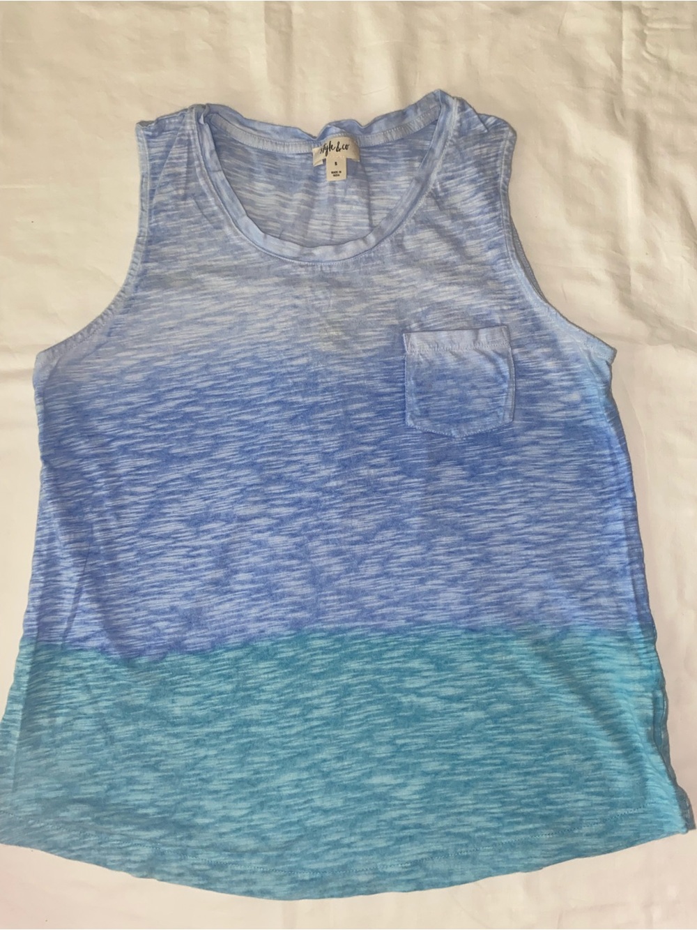 2 Performance Tanks - Picture 5 of 12